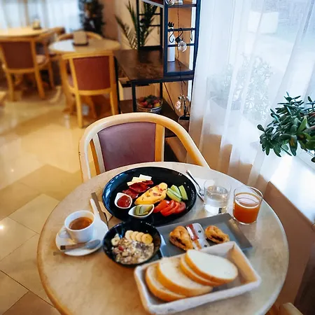 акрополис 2* Варна