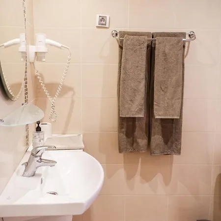 акрополис 2*