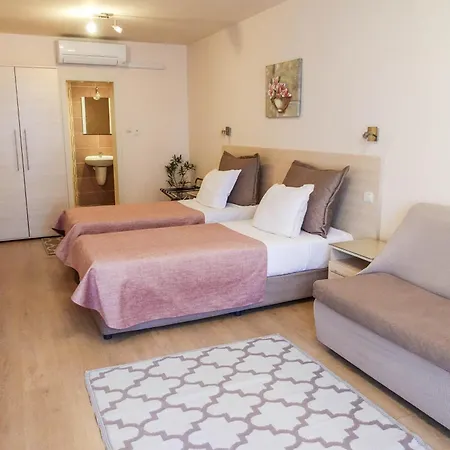 Хотел акрополис Варна