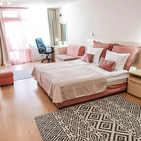 Acropolis Hotel